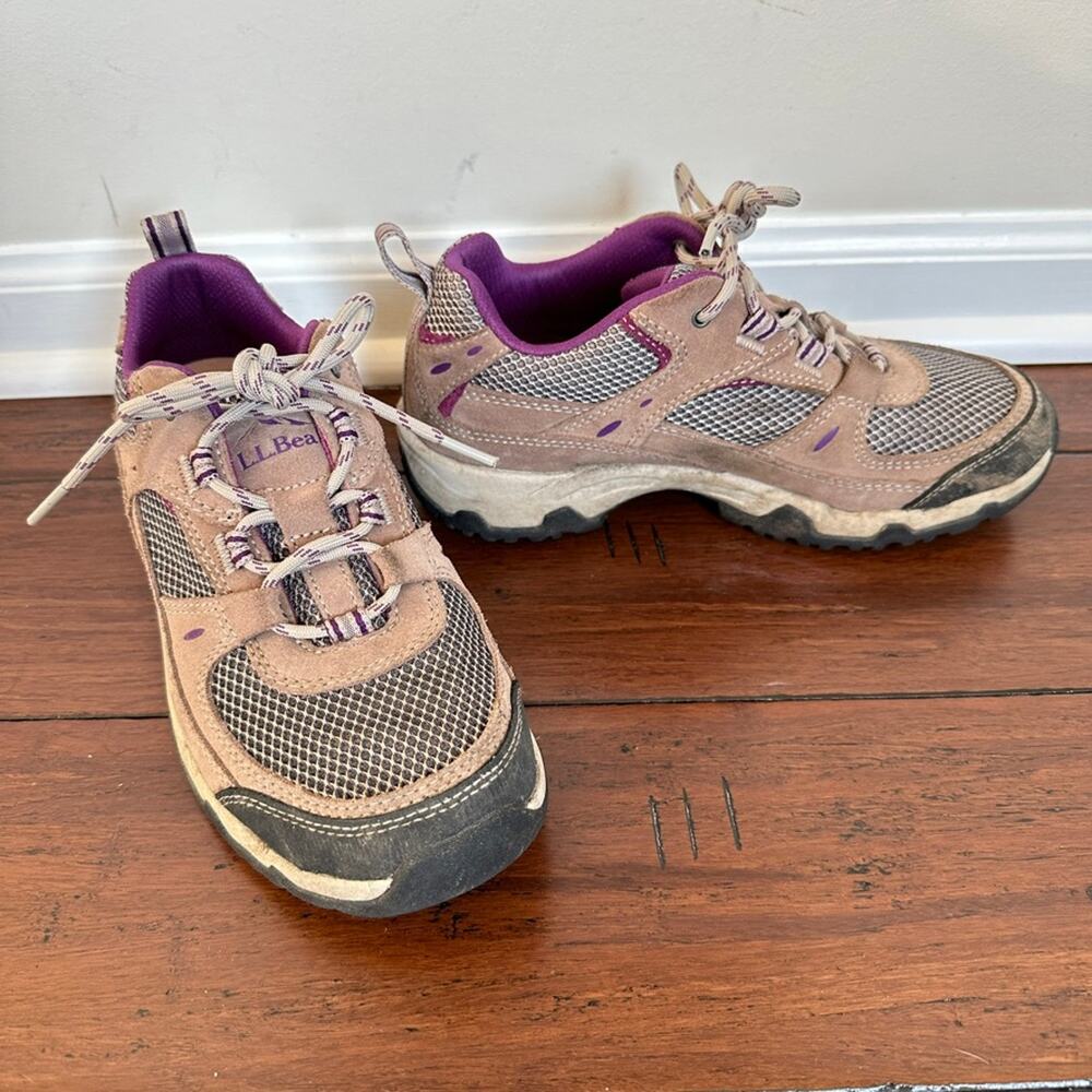 LL Bean Womens 7M Trail Model 4 Ventilated Low Hiking Trail Sneaker 299641